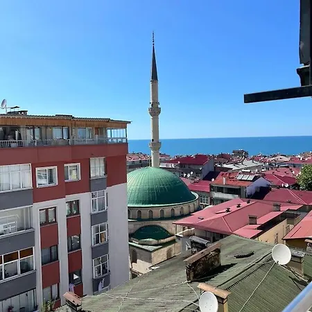 كبيرة Trapzon Merkezi عالبحر * ترابزون