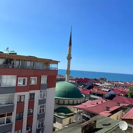 كبيرة Trapzon Merkezi عالبحر شقة *